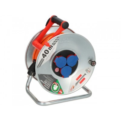 Удлинитель на катушке 40м (3 роз., 3.3кВт, метал. катушка, кабель до -35С, с/з) Brennenstuhl Garant (3,3кВт; 3х1,5мм2; степень защиты: IP44)